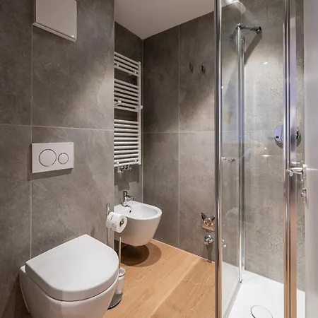 Ξενοδοχείο με διαμερίσματα Contrin