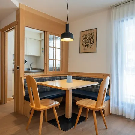 Aparthotel Contrin Canazei