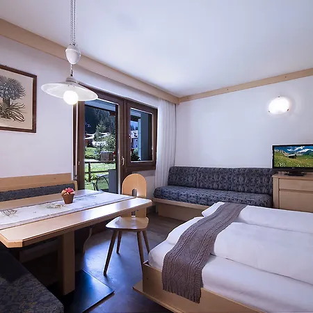 Aparthotel Contrin Canazei