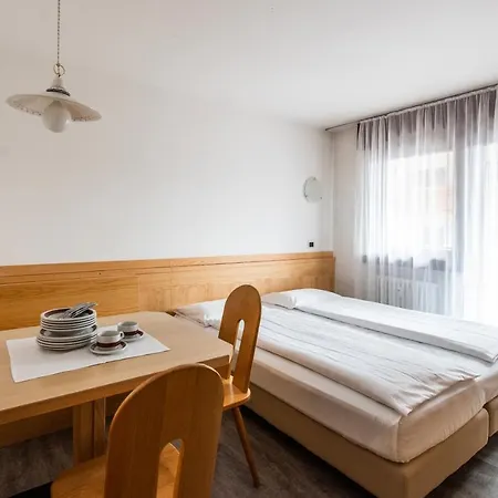 Contrin Aparthotel