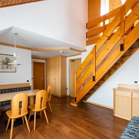 Aparthotel Contrin Canazei