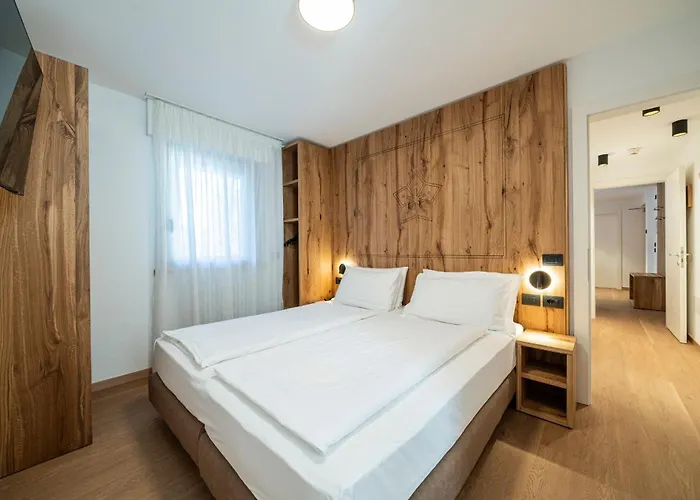 レジデンス コントリン 3*