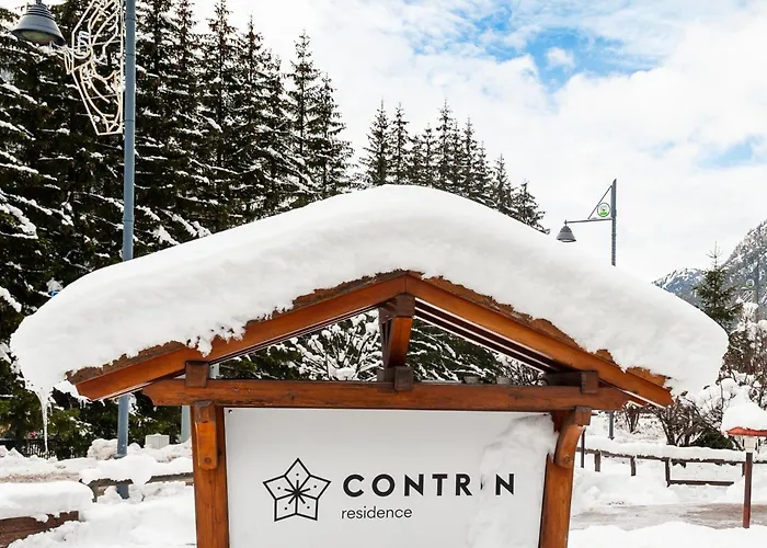 Contrin Aparthotel 3*