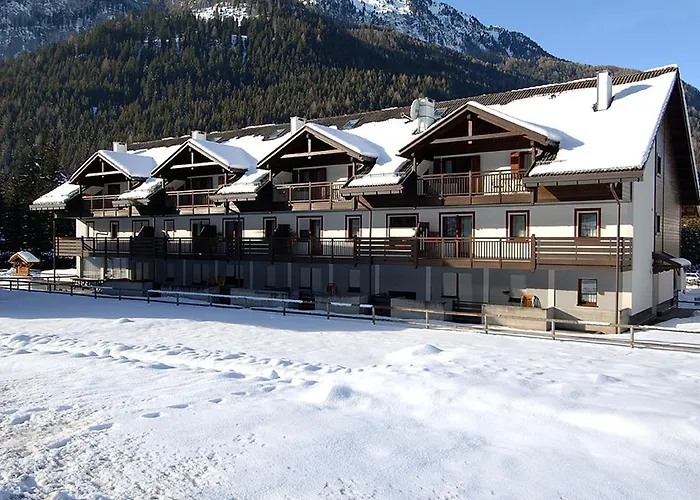 Contrin Aparthotel Canazei