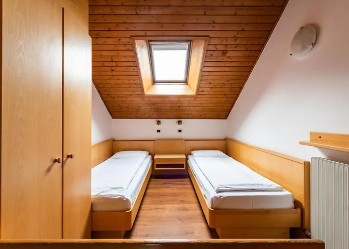 Contrin Канацеи